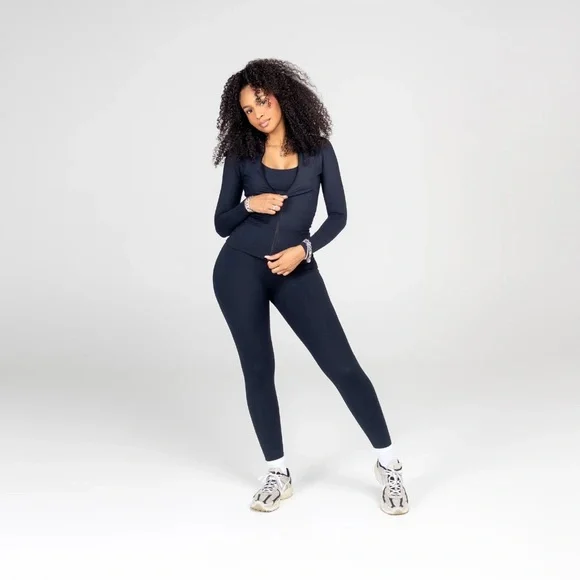 STRIPT hip zip, muscle tank, smooth capri SET - Picture 1 of 7